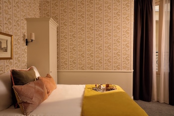 Junior Room