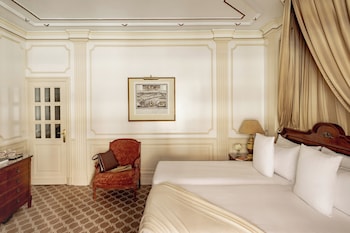 Premier Room (3AD)
