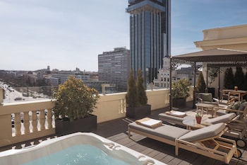 Castellana Presidential Suite Red Level
