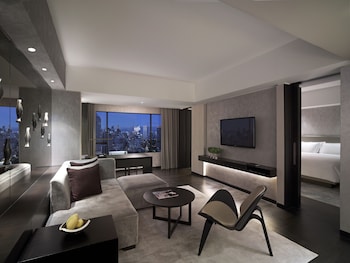 Studio Suite, 1 King Bed (Director)