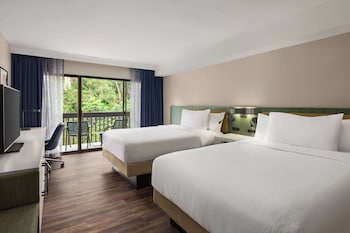 Room, 2 Queen Beds, Balcony