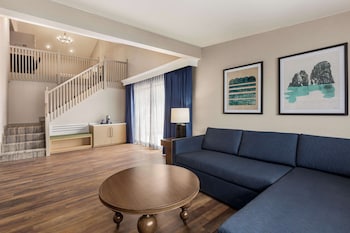 Suite, 1 King Bed