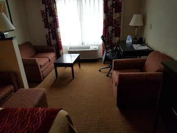 Suite, 2 Queen Beds, Non Smoking