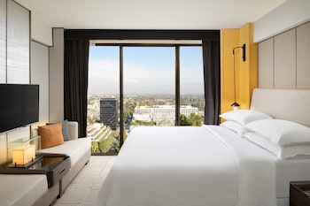 Traditional Room, 1 King Bed