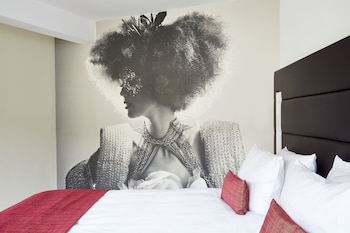 Premium Room, 1 King Bed, City View