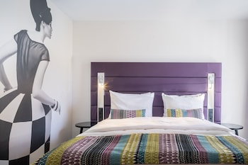 Standard Room, 1 Double Bed, City View