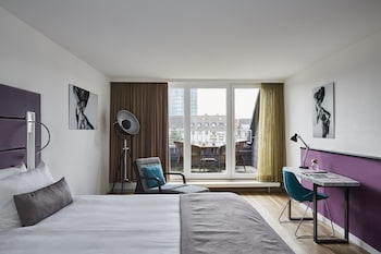 Standard Room, 1 King Bed, Accessible, City View
