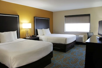 Room, 2 Queen Beds, Non Smoking