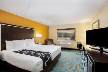 Room, 1 King Bed, Accessible, Non Smoking (Mobility Accessible)