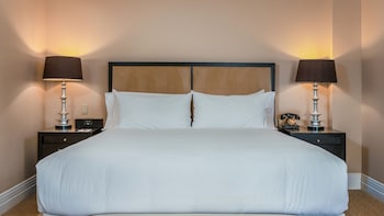 Classic Room, 1 King Bed