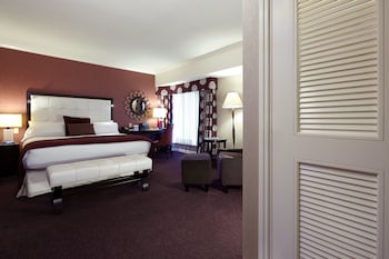 Suite, 1 Bedroom (Montreal View)