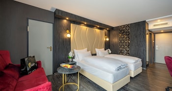 Premium Twin Room
