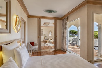 Suite (Riviera)