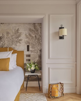 Suite (Louise)