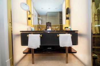 Superior Room, City View
