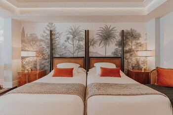 Junior Suite Deluxe Skyline "The Wellington Club" Access