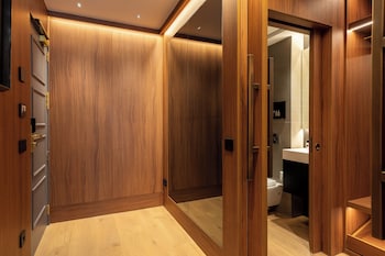 Suite Spa Velazquez "The Wellington Club"