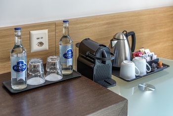 Junior Suite, 1 King Bed, Terrace (Deluxe)