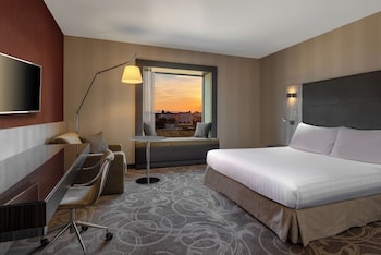 Deluxe Room, 1 King Bed