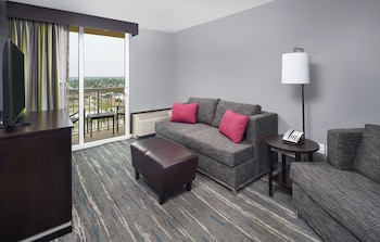 Room, 1 King Bed, Partial Ocean View (Balcony Shower)