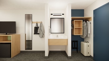 Room, 1 Queen Bed, Accessible, Bathtub (Mobility)
