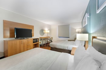 Room, 2 Queen Beds, Accessible, Non Smoking