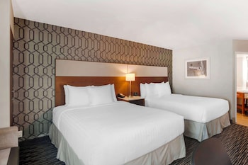 Standard Room, 2 Queen Beds, Non Smoking, Refrigerator & Microwave