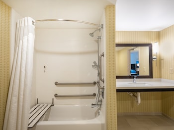 Standard Room, 1 King Bed, Accessible (Communication Accessible)