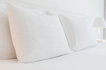 Room, 1 King Bed, Non Smoking (Upper Level)
