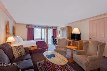 Suite, 1 Queen Bed, Non Smoking, Fireplace (Jettted Tub)