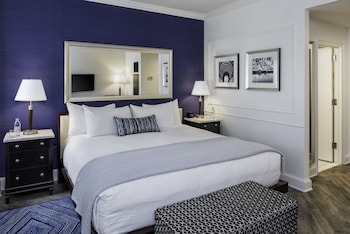 Superior Room, 1 King Bed