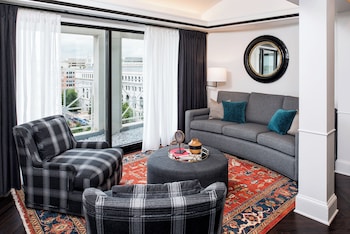 The Clare Penthouse Suite