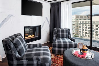 The Clare Penthouse Suite