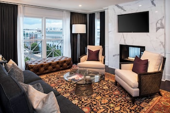Congressional Penthouse Suite