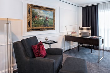 The Clare Penthouse Suite
