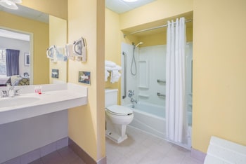 Studio Suite, 2 Queen Beds, Non Smoking