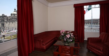 Suite, 1 King Bed, Non Smoking