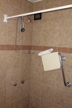 Standard Room, 2 Double Beds, Accessible, Non Smoking