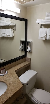 Economy Single Room, 1 Queen Bed