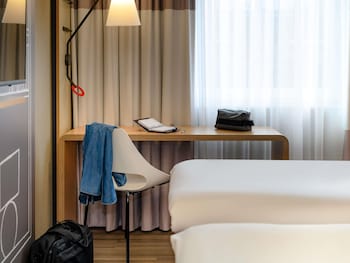 Standard Room, 2 Twin Beds