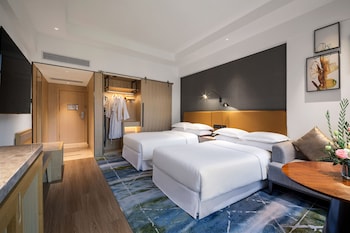 Room,  2 Single Beds, East Wing