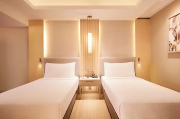 Family Suite, 1 King Bed, Balcony (Duplex)