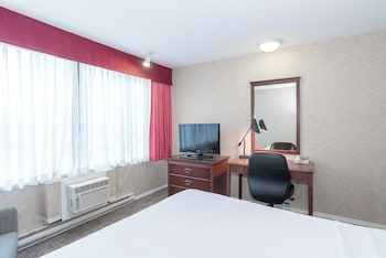 Standard Room, 1 Queen Bed