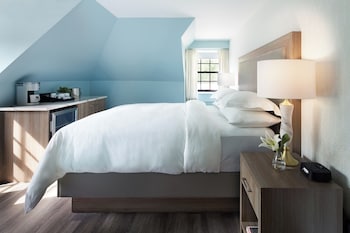 Guest Room Junior King
