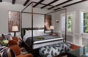 Crane Cottage Traditional King