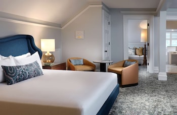Sans Souci King Suite