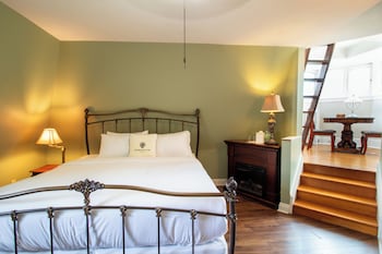 Sydenham Tower Suite - 1 King