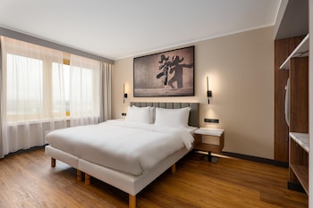 Suite, 1 Bedroom (Spa Access)