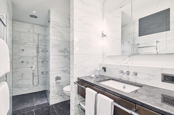 Superior Single Room, Courtyard Side, Main Building, Spa Access (12 years+)
