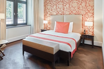 Superior Single Room, Courtyard Side, Main Building, Spa Access (12 years+)